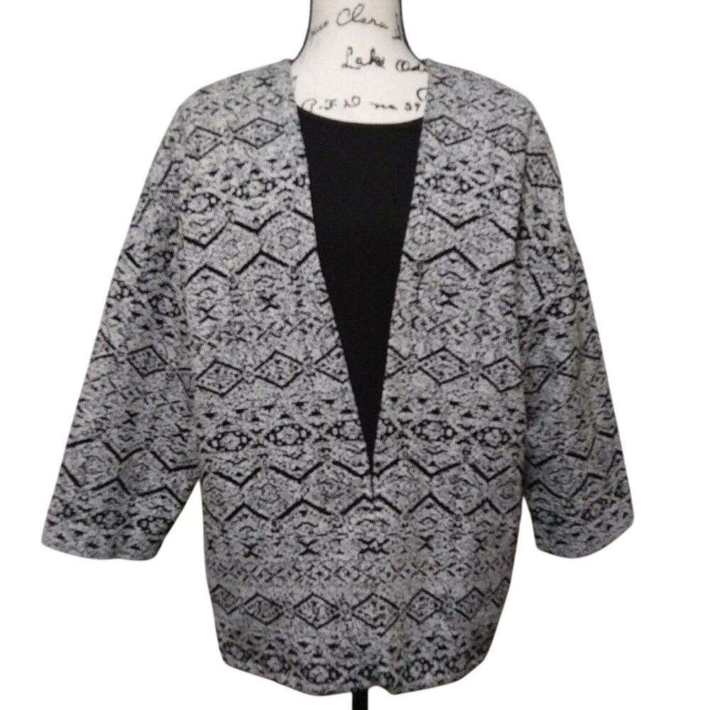 FRNCH Boxy Open Front Tribal Print Blazer Pockets Lined 3/4 Sleeve Size Medium